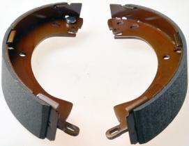 DENCKERMANN B120017 - ZAPATA DE FRENO MITSUBISHI L200 86- L300 83- PAJERO 82-  254