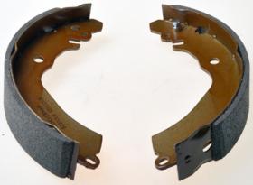 DENCKERMANN B120019 - ZAPATA DE FRENO MITSUBISHI CARISMA 95- COLT IV 92- VOLT V 95